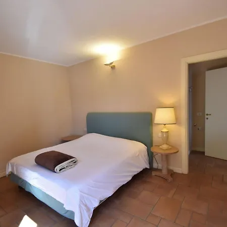 Ferienhaus Garden Flat By Maggiore