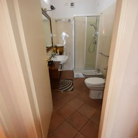 Garden Flat By Maggiore 度假居 奥杰比奥