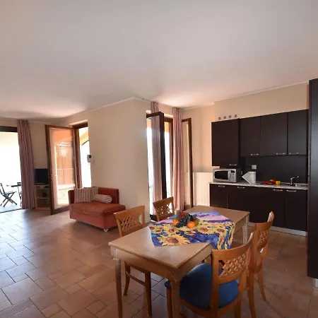 Garden Flat By Maggiore Tatil Evi Oggebbio