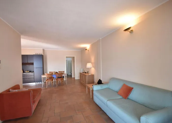 Garden Flat By Maggiore Сasa de vacaciones *